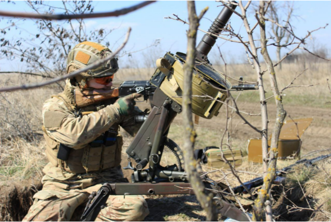 "Його останнім повідомленням було: "Дуже кохаю". Історії дружин захисників Маріуполя, які віддали своє життя за Україну